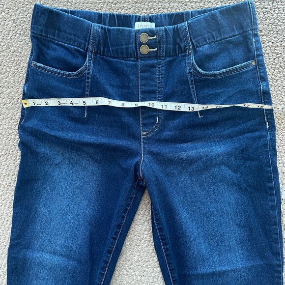 Everflex by Maurices Flare Jeans Pull On High Rise - Picture 11 of 13
